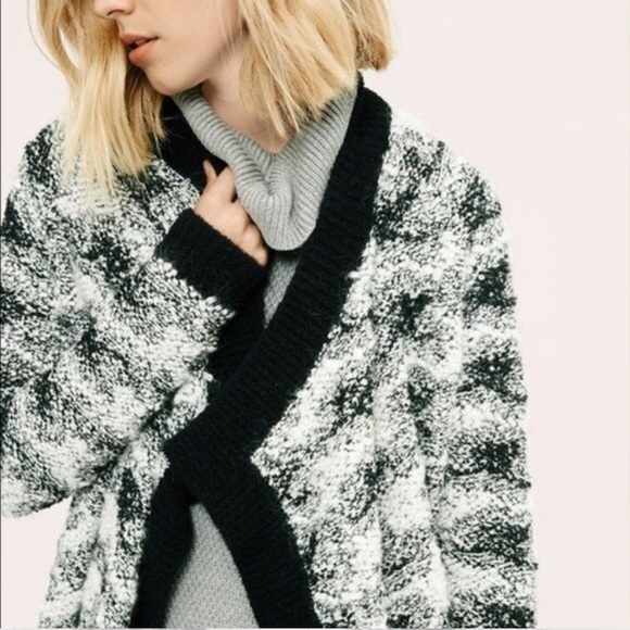 Lou & Grey snowbound waterfall sweater cardigan - Picture 2 of 6